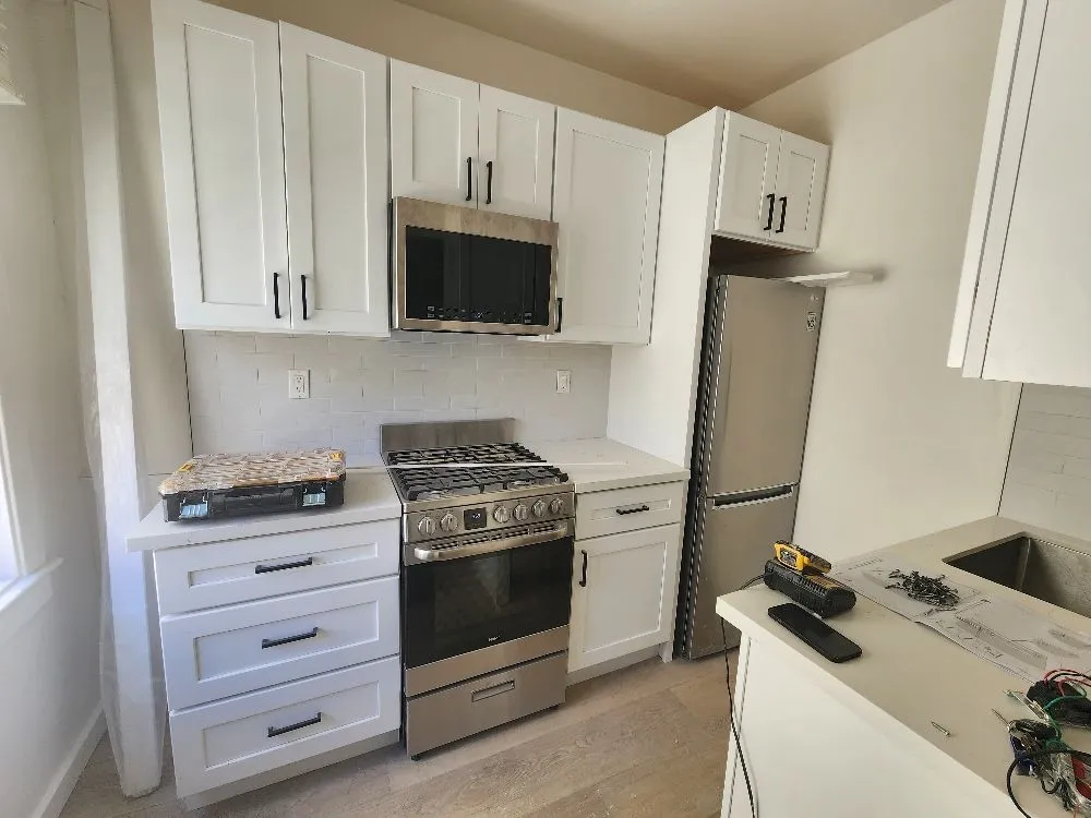 Slide of RiverHez Handyman