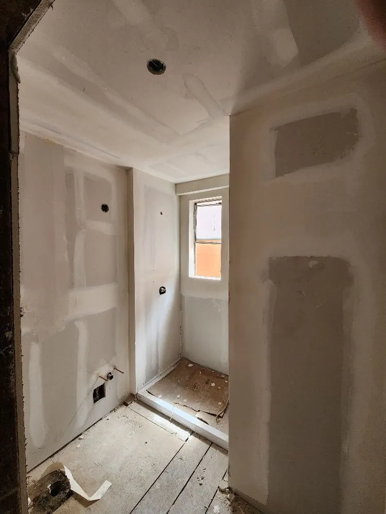 Slide of RiverHez Handyman