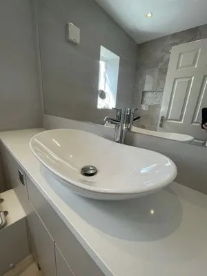 Riverside Plumbing Company Logo