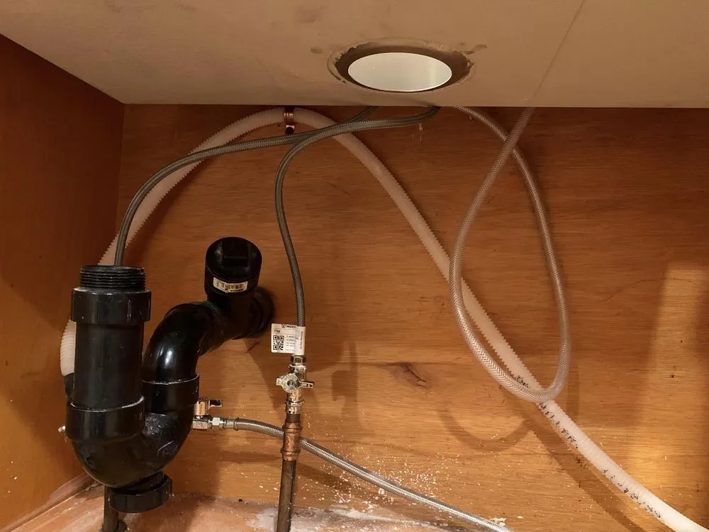 Slide of Rivs Home And Lawn Care