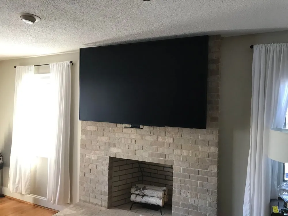 Slide of Rivs Home And Lawn Care