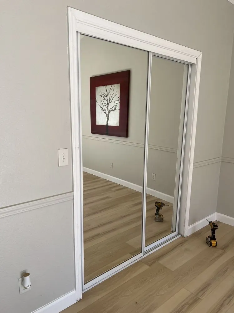 Slide of R&J Handyman