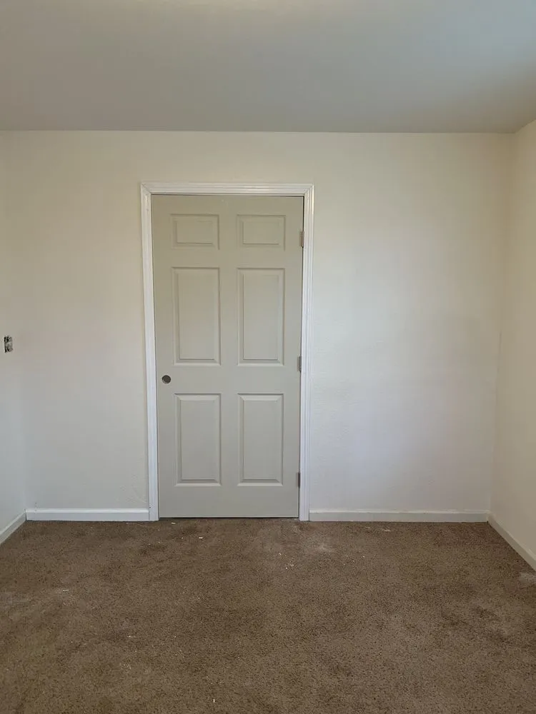 Slide of R&J Handyman