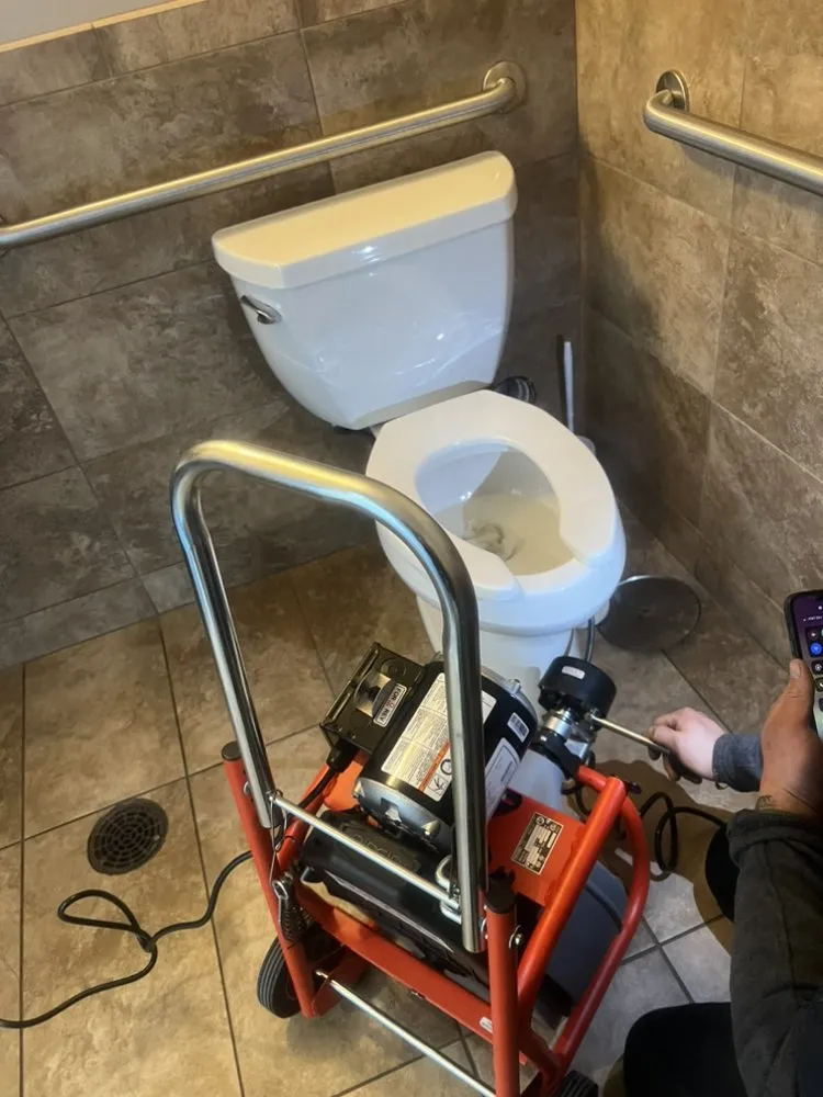 Emergency plumbing repair service in Addison, IL - R&L Hvac Services