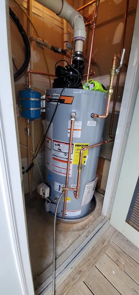 Slide of R&M Plumbing