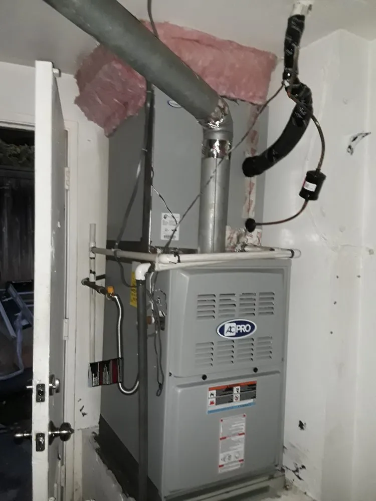 Slide of RNG Plumbing Heating & Air Conditioning