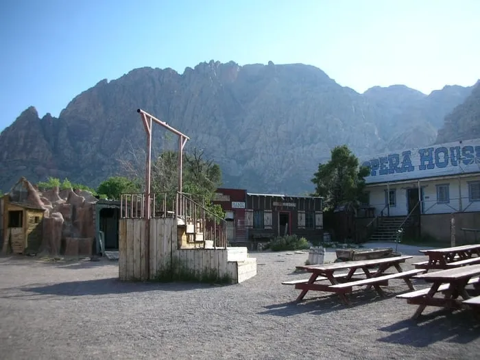 Slide of Rob-N-Hood Plumbing