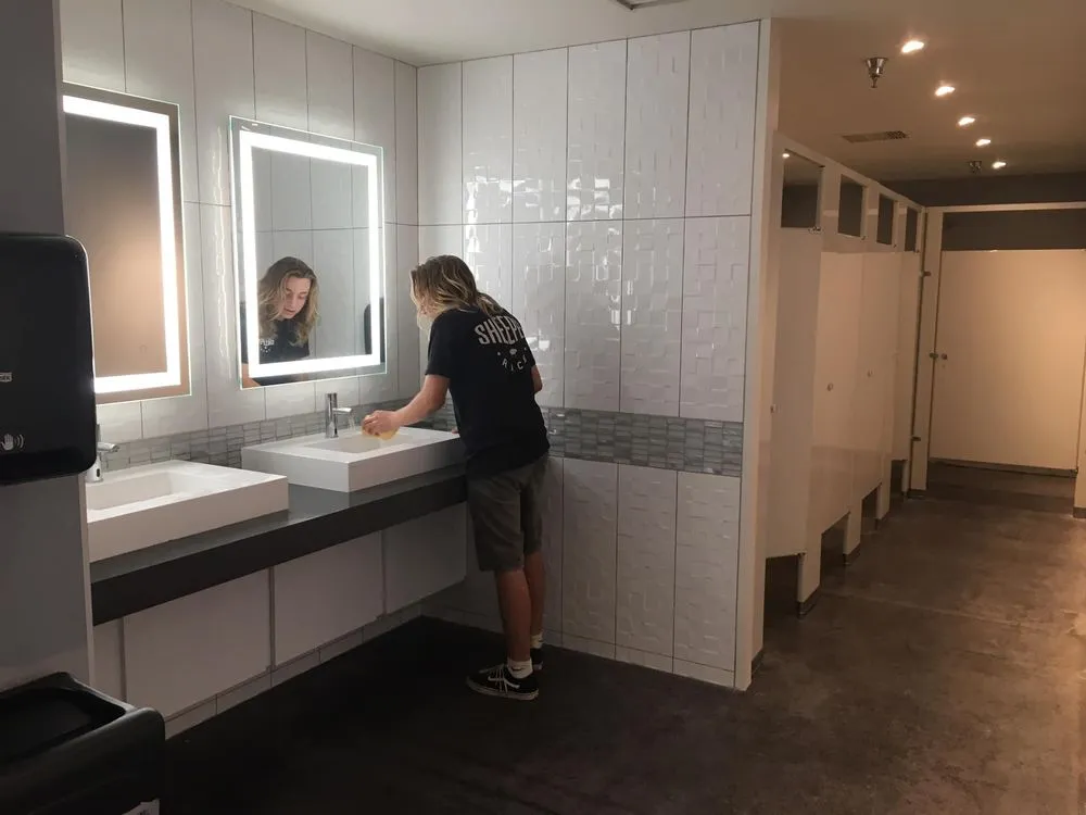 Slide of Rob Thompson Plumber