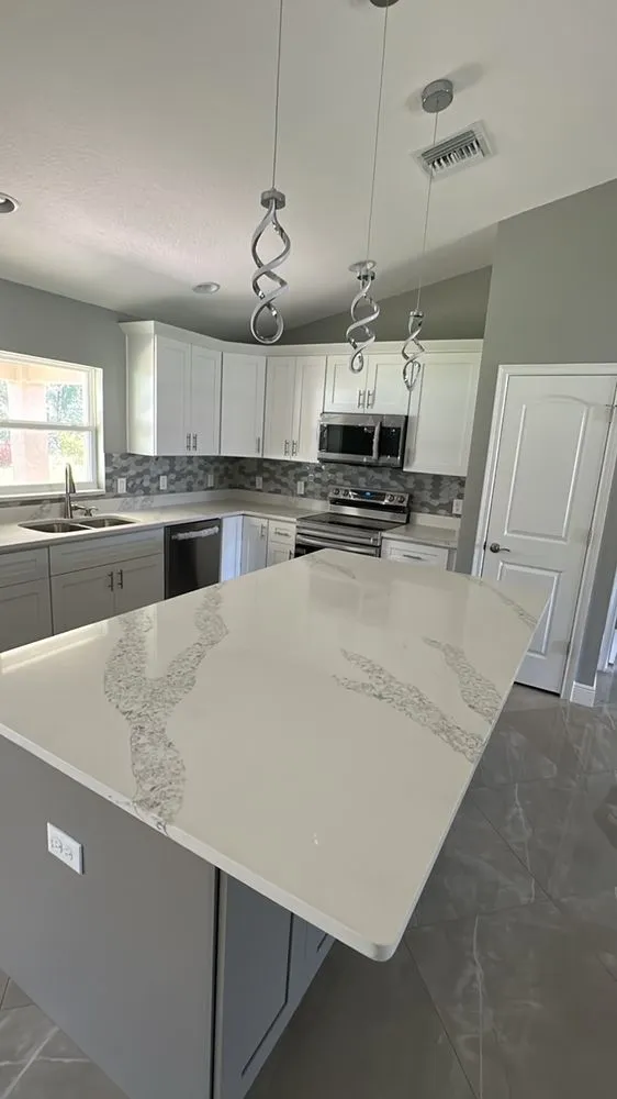 Top-rated leak detection for homes in The Villages, FL by Roberto' Flooring & Remodeling