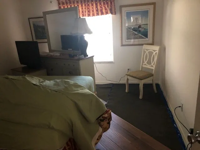 Slide of Roberto's Flooring Installations & Remodeling