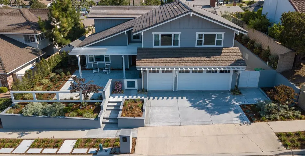 Slide of Robert's Complete Care