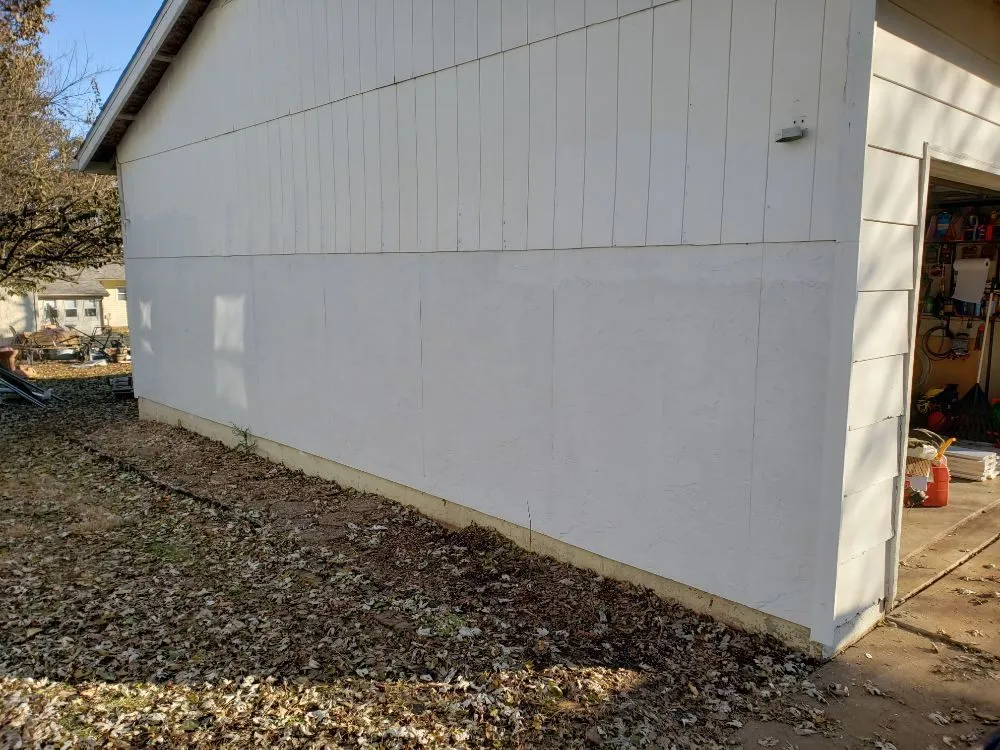 Trusted emergency plumbing experts serving Farmington, MO - Roberts Handyman & Contracting