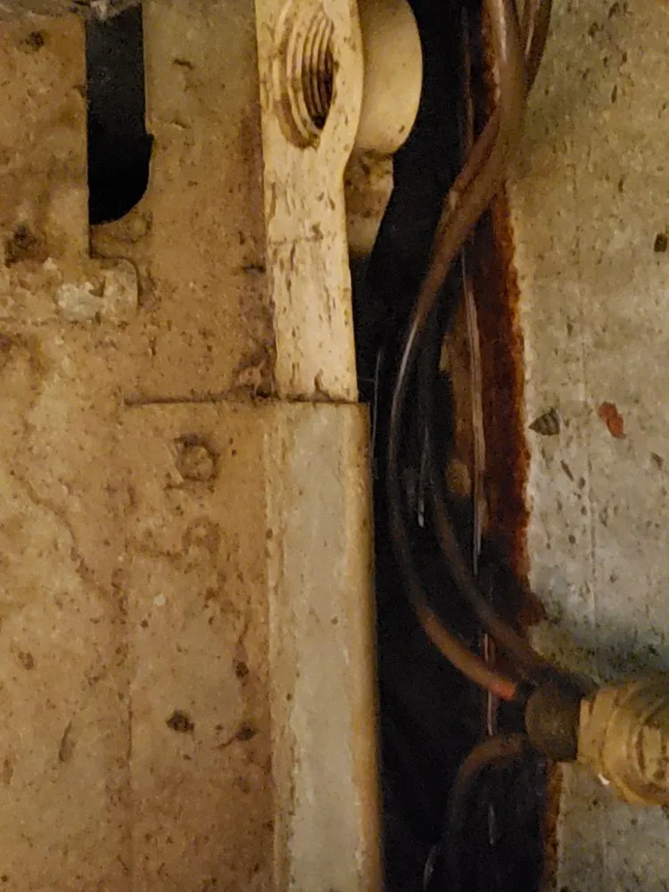 Slide of Roberts Handyman & Contracting