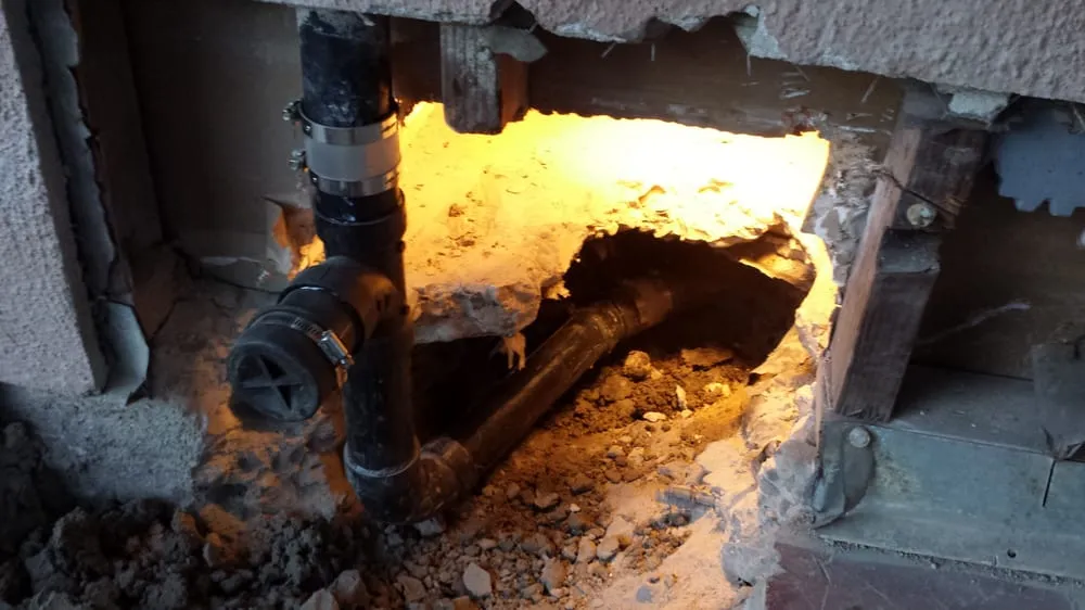 Slide of Robert's Plumbing & Rooter Services