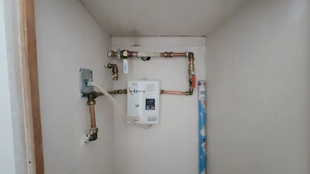 Slide of Robert's Plumbing Service