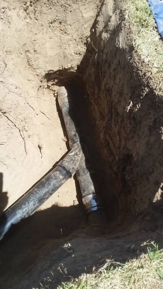 Professional pipe repair service in West Sacramento, CA - Robert's plumbing