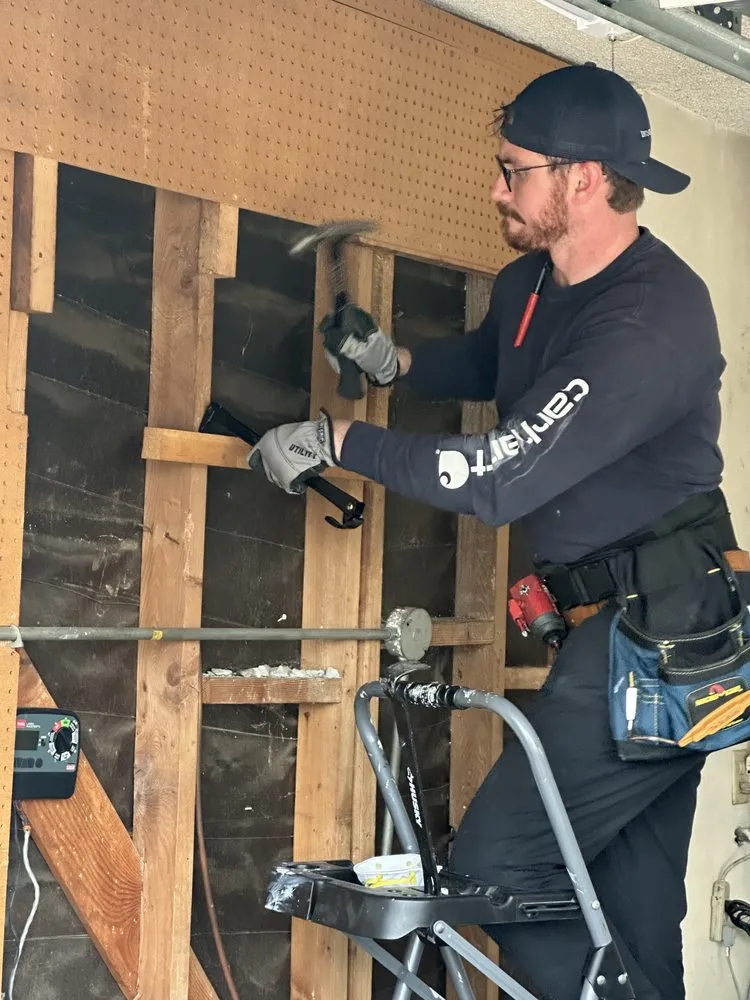 Slide of Robi 'N Sons