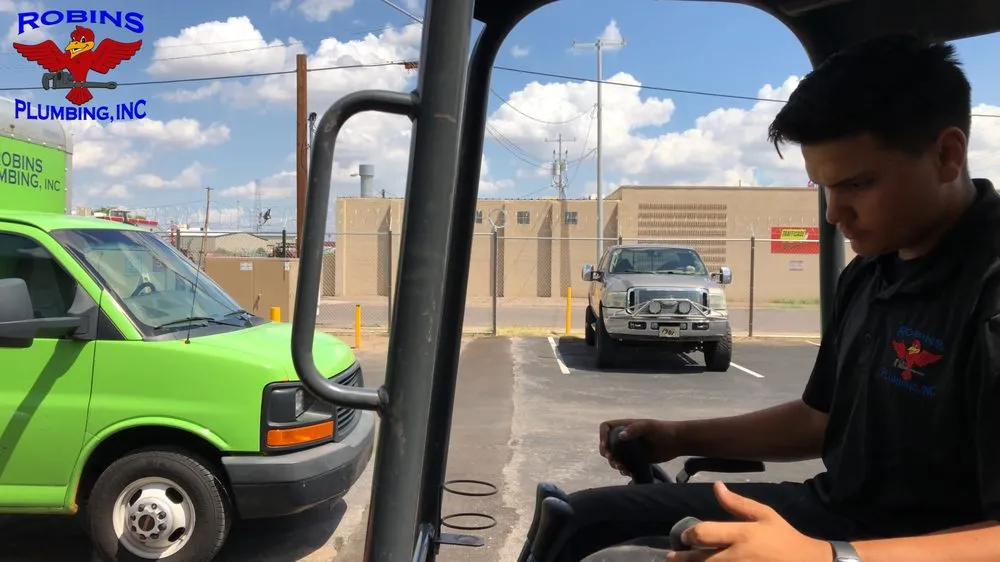 Expert water heater service for homes in Phoenix, AZ by Robins Plumbing