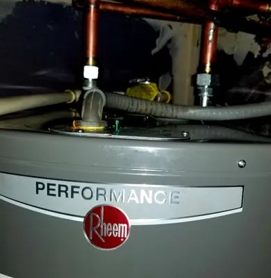 Rocket Plumbing Logo