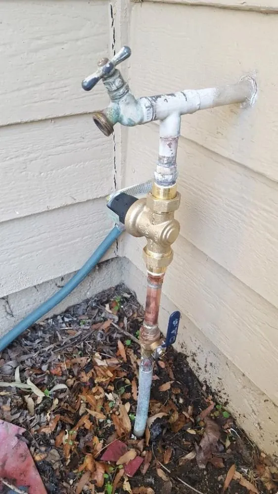 Slide of Rockys Home Maintenance