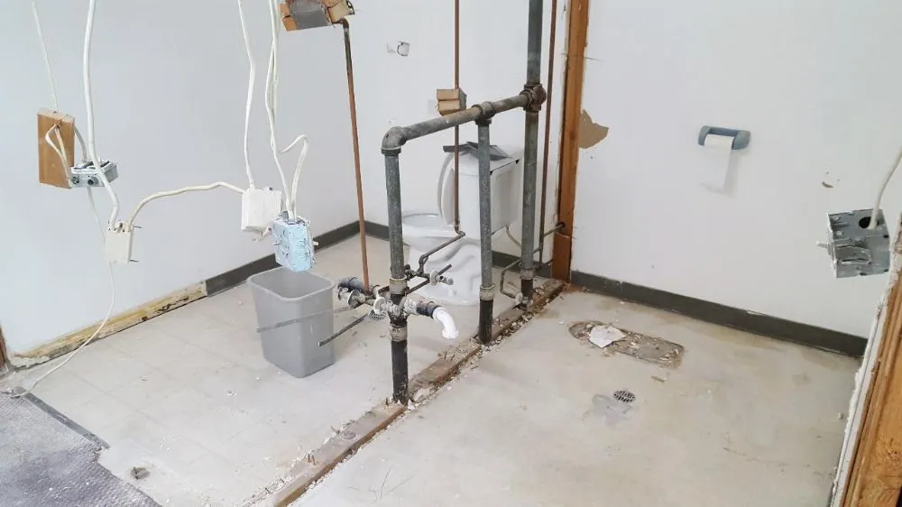 Slide of Rockys Home Maintenance