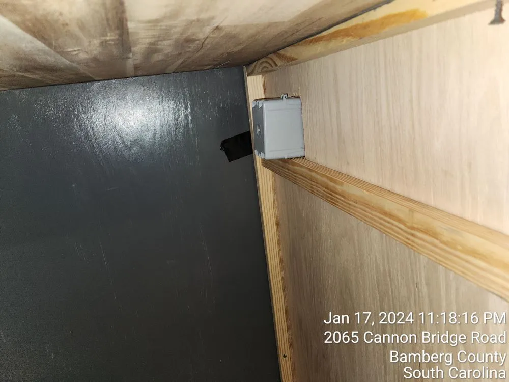 Slide of Rodney's All Around Services