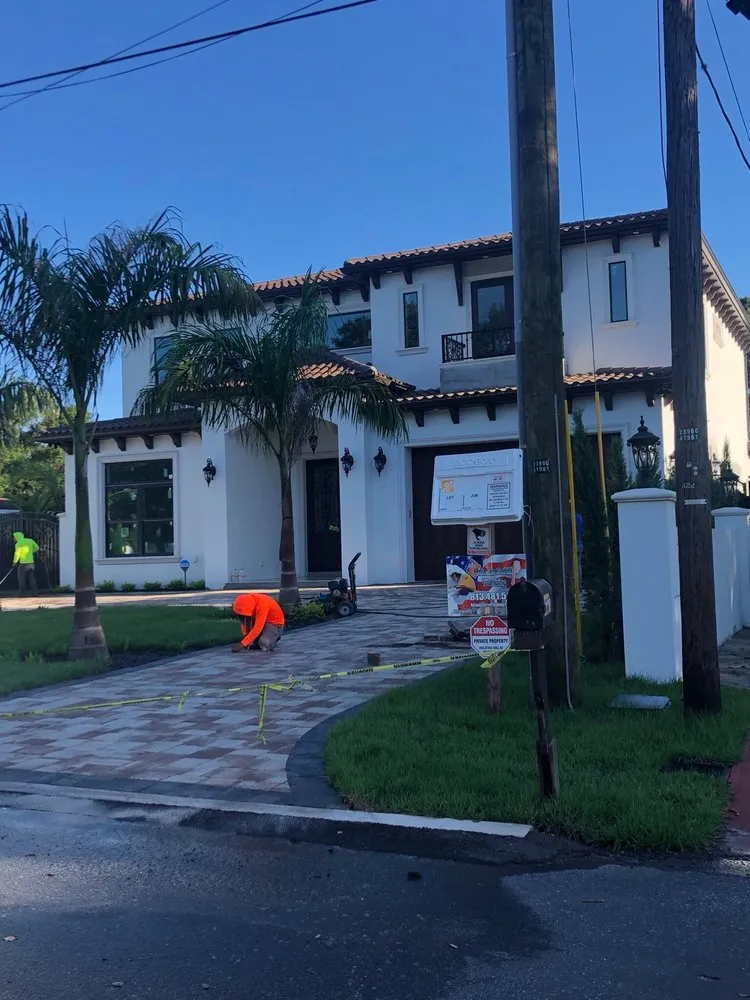 Slide of Rolando Sariol Plumbing