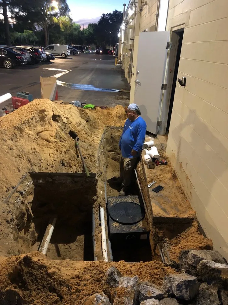 Slide of Rolando Sariol Plumbing