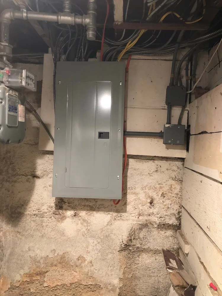 Slide of Roldan Electric & Plumbing Services