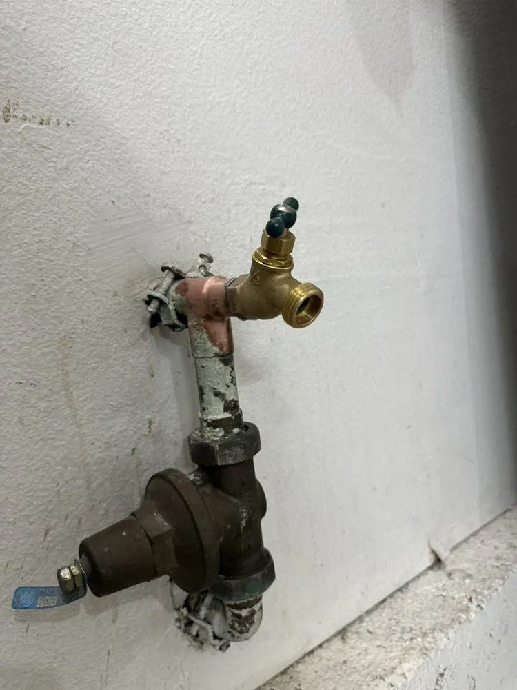 Slide of Roldan’s Plumbing & Rooter