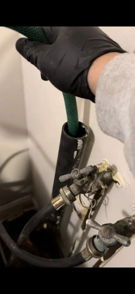 Slide of Roldan’s Plumbing & Rooter