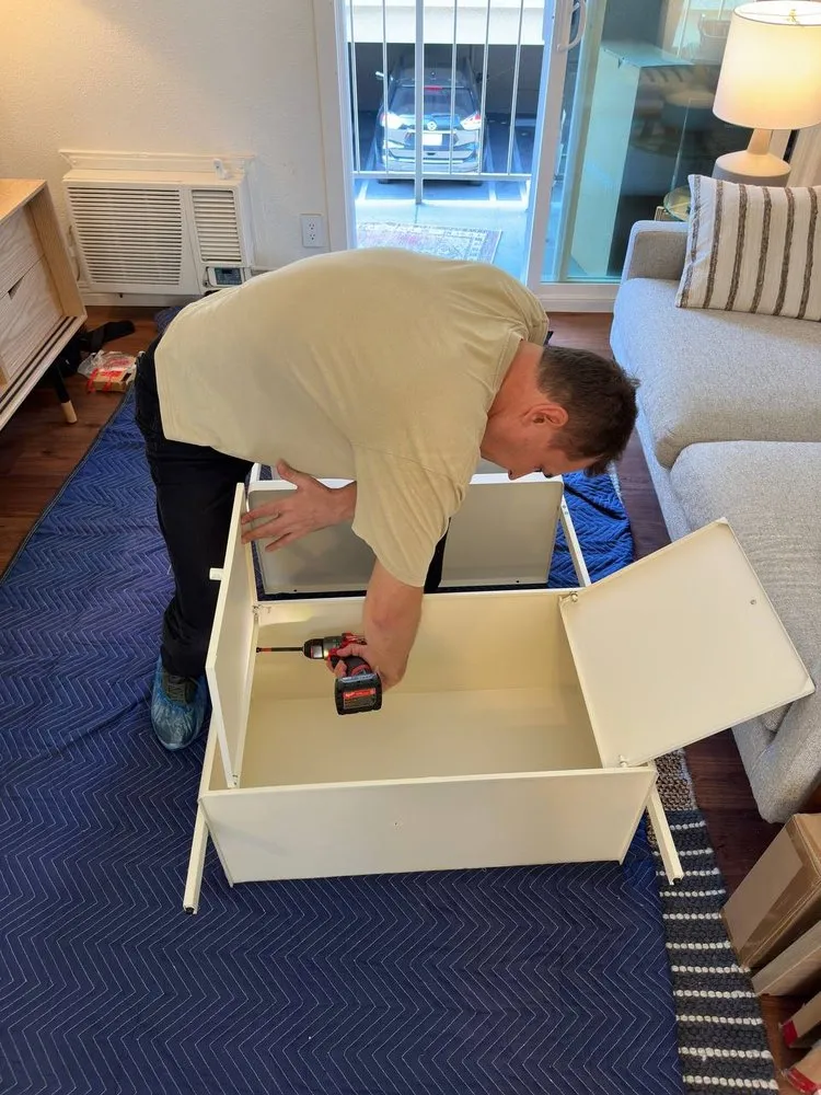 Emergency emergency plumbing for homes in Los Angeles, CA by Roman LA Pro Handyman