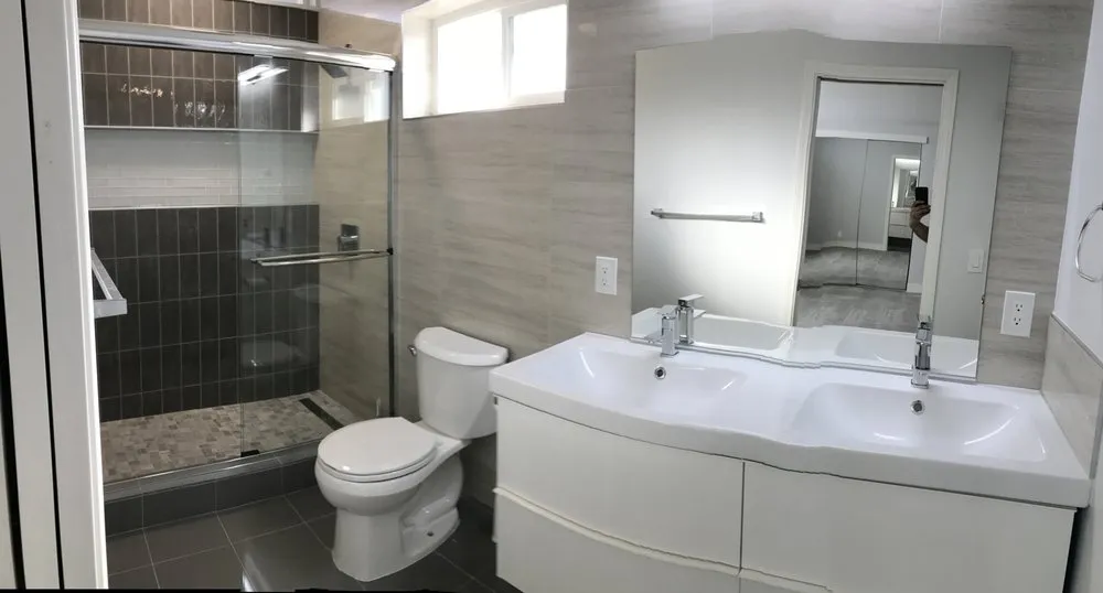 Slide of Romeo Construction