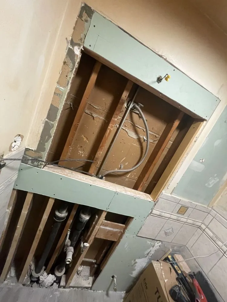 Slide of Romero's Electric