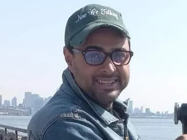 Slide of Rooster Plumbing Service