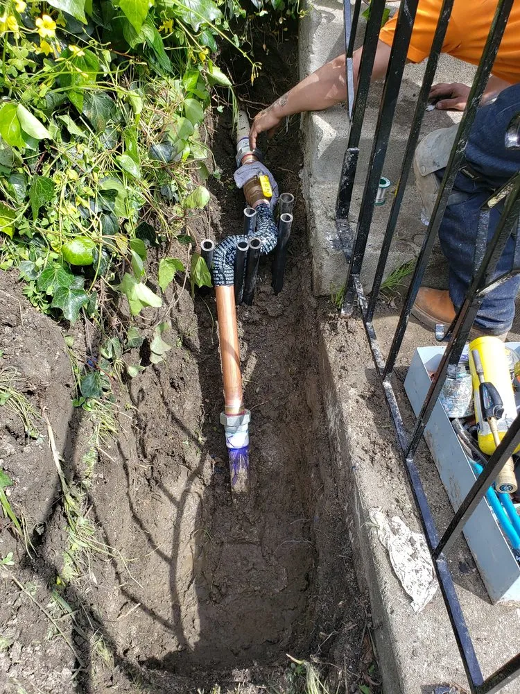 Slide of Rooter & Plumbing Solutions