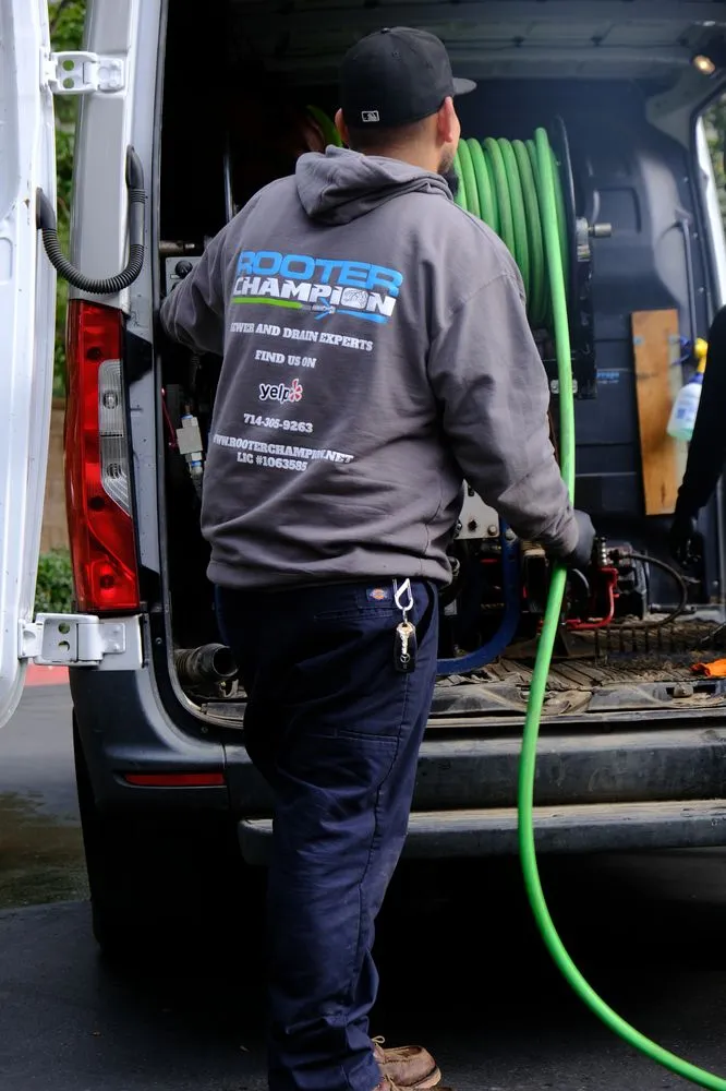 Emergency plumbing repair experts serving La Habra, CA - Rooter Champion Drain Cleaning & Hydro Jetting