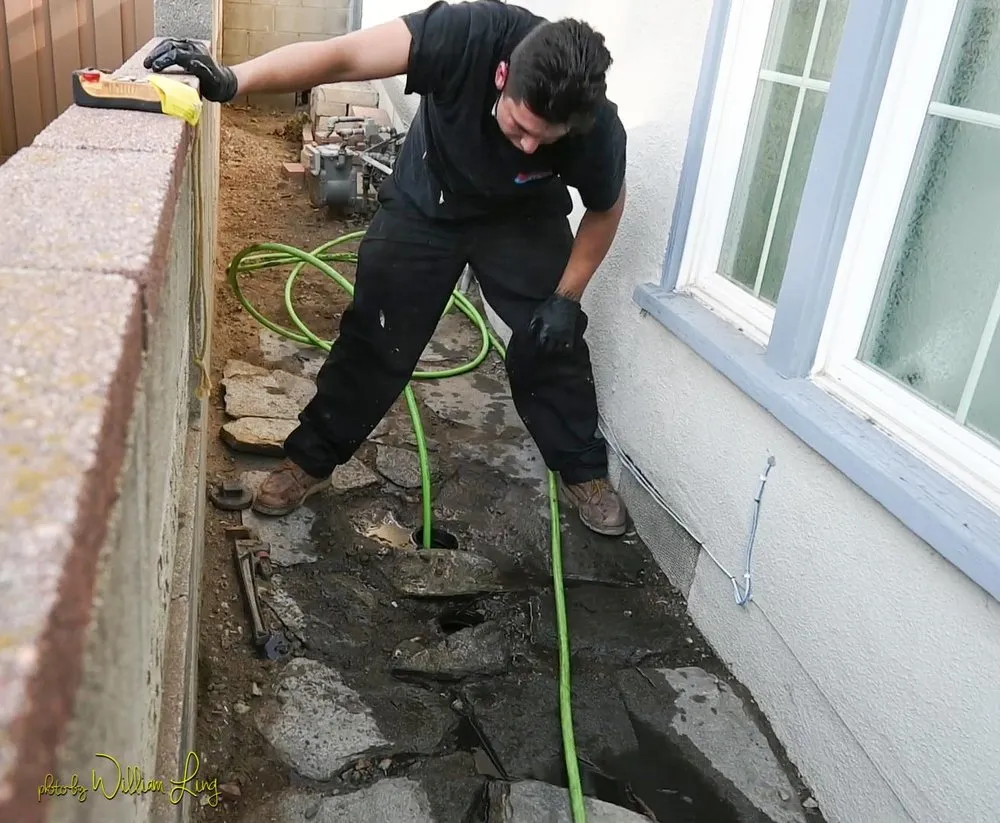 Emergency water heater service for homes in Los Angeles, CA by Rooter Solutions