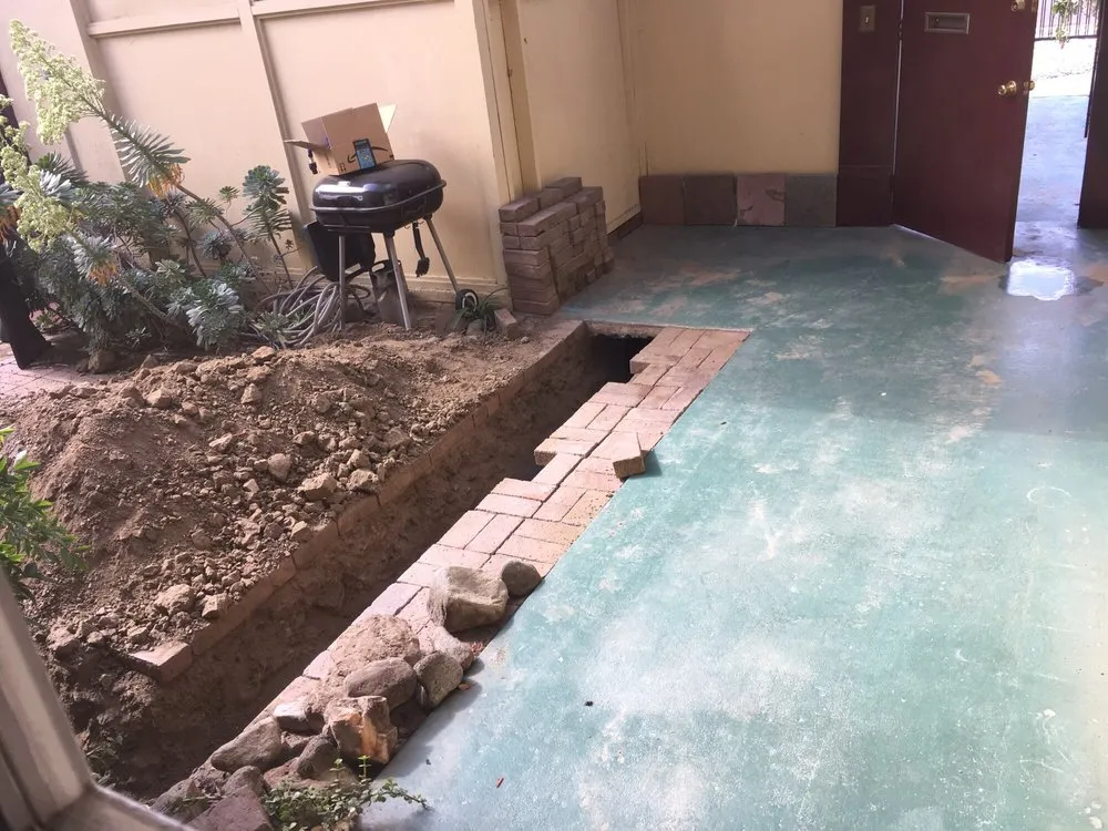 Slide of Rooters & Plumbing On Time