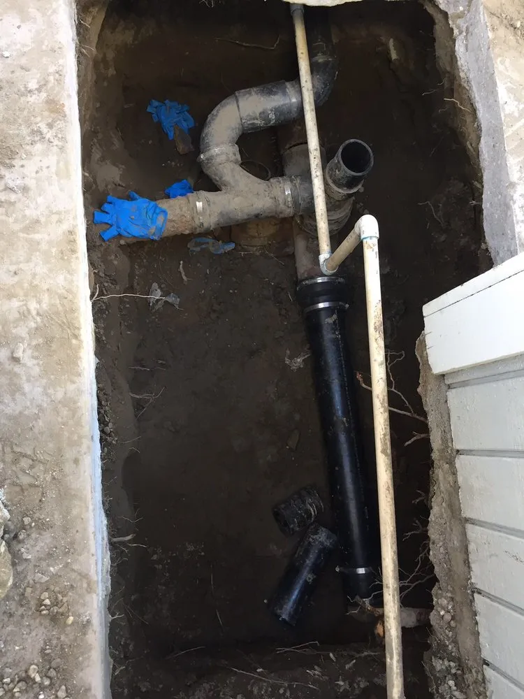 Slide of Rooters & Plumbing On Time