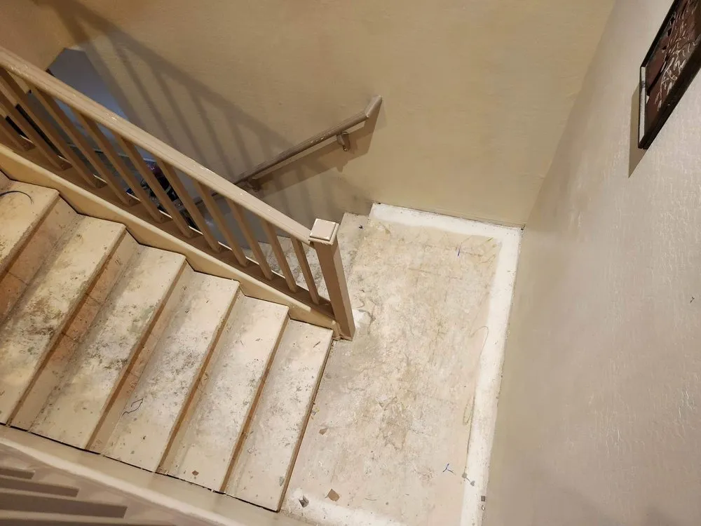 Slide of Rosé Restoration and Handyman