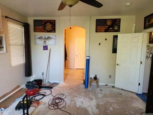 Rosé Restoration and Handyman Logo