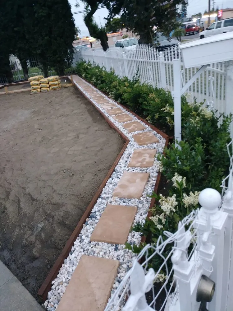 Slide of Rosales Home Improvement