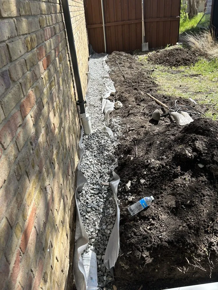 Slide of Rosas Landscaping