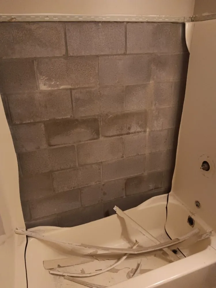 Slide of Roscoes Master Plumbing Services