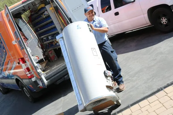 Rosenthal Plumbing Logo