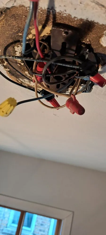 Slide of Rosso Handyman Services