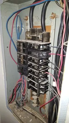 Rosso Handyman Services Logo