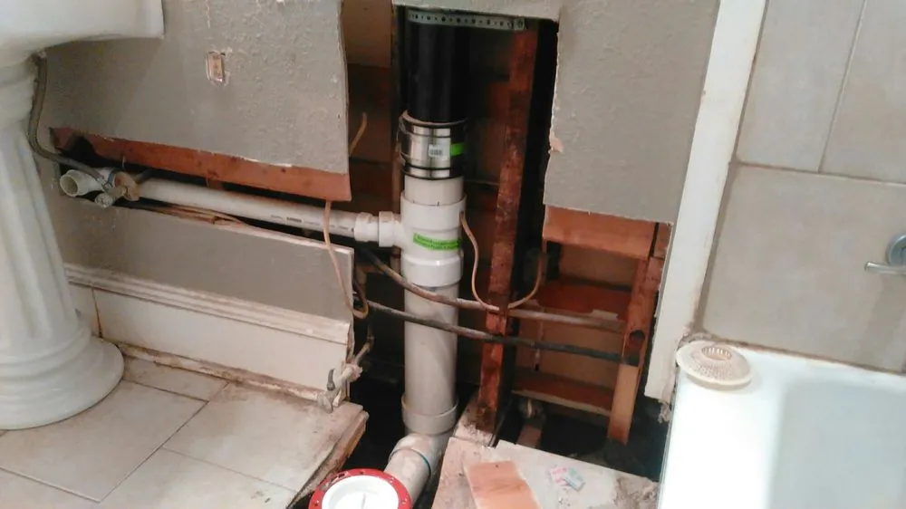 Expert plumbing repair for homes in Shreveport, LA by Roto-Rooter Plumbing & Drain Services