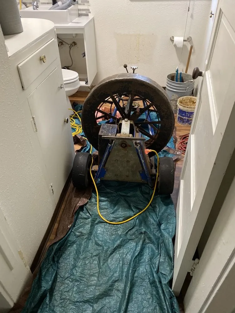 Top-rated water heater service for homes in Auburn, WA by Roto-Rooter Plumbing & Water Cleanup